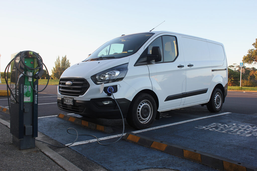 Ford Transit Custom PHEV: long-term review